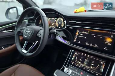 Позашляховик / Кросовер Audi Q8 2024 в Києві