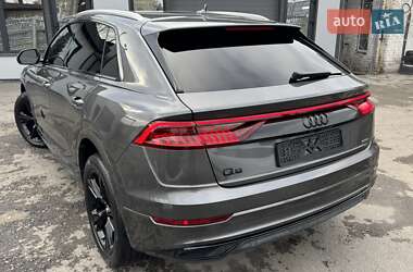 Внедорожник / Кроссовер Audi Q8 2018 в 
