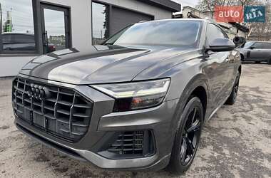 Внедорожник / Кроссовер Audi Q8 2018 в 