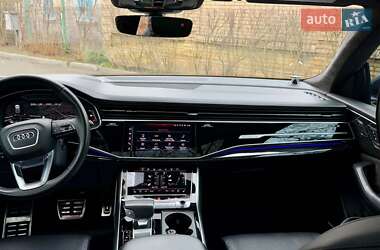 Внедорожник / Кроссовер Audi Q8 2019 в 