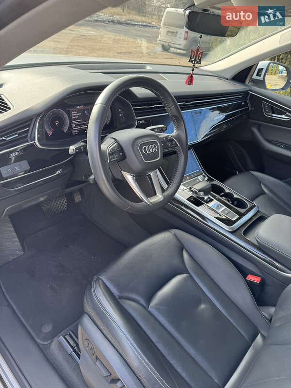 Внедорожник / Кроссовер Audi Q8 2019 в Кропивницком