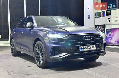Внедорожник / Кроссовер Audi Q8 2019 в 