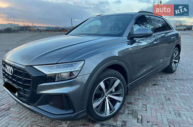 Внедорожник / Кроссовер Audi Q8 2019 в Полонном