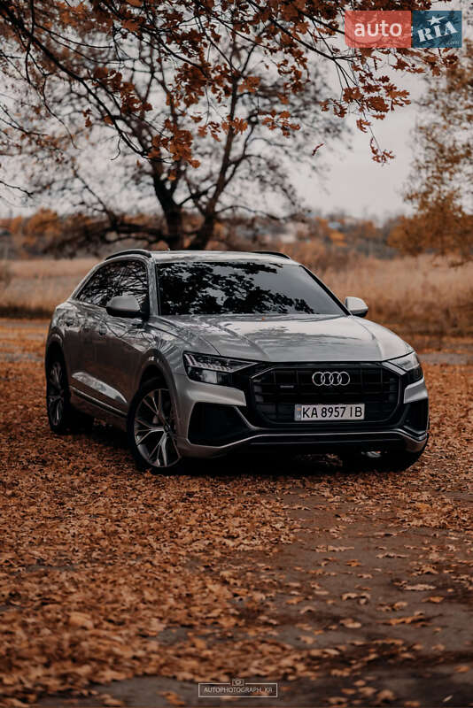 Внедорожник / Кроссовер Audi Q8 2019 в 