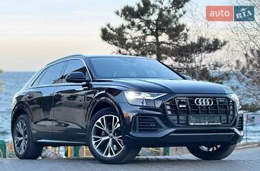 Позашляховик / Кросовер Audi Q8 2021 в Києві