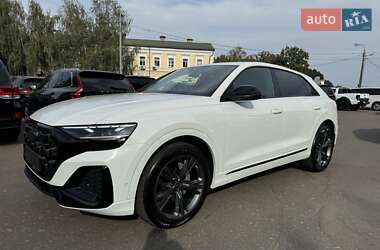 Позашляховик / Кросовер Audi Q8 2024 в Києві