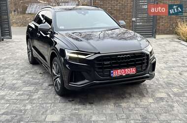 Позашляховик / Кросовер Audi Q8 2019 в Луцьку