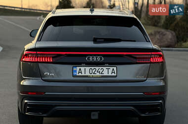 Позашляховик / Кросовер Audi Q8 2019 в 