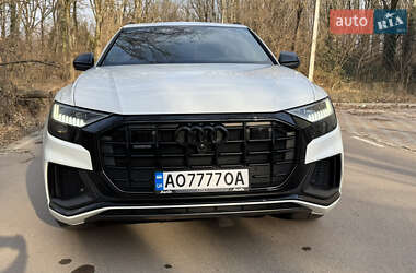 Внедорожник / Кроссовер Audi Q8 2019 в 