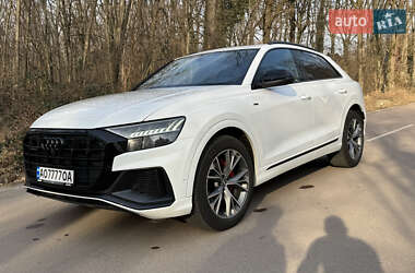 Внедорожник / Кроссовер Audi Q8 2019 в 