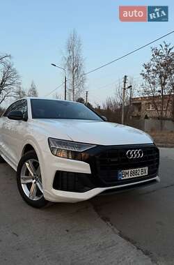 Внедорожник / Кроссовер Audi Q8 2020 в 