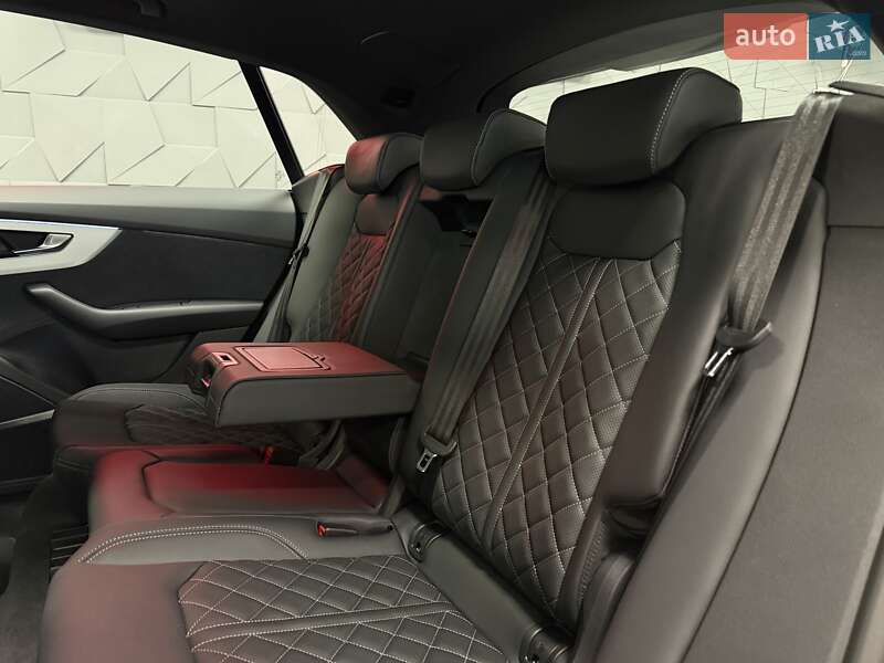 Внедорожник / Кроссовер Audi Q8 2025 в Тернополе