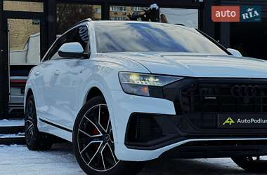 Внедорожник / Кроссовер Audi Q8 2023 в 