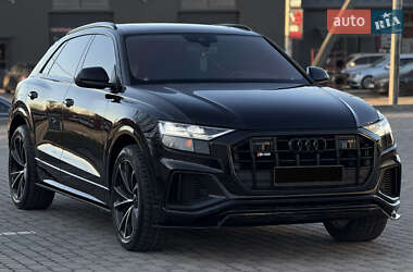 Внедорожник / Кроссовер Audi Q8 2018 в 