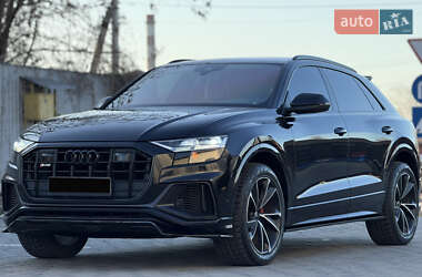 Внедорожник / Кроссовер Audi Q8 2018 в 