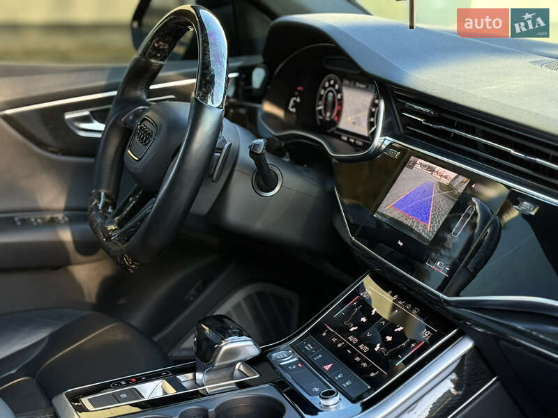 Внедорожник / Кроссовер Audi Q8 2018 в Киеве фото 20 Внедорожник / Кроссовер Audi Q8 2018 в Киеве
