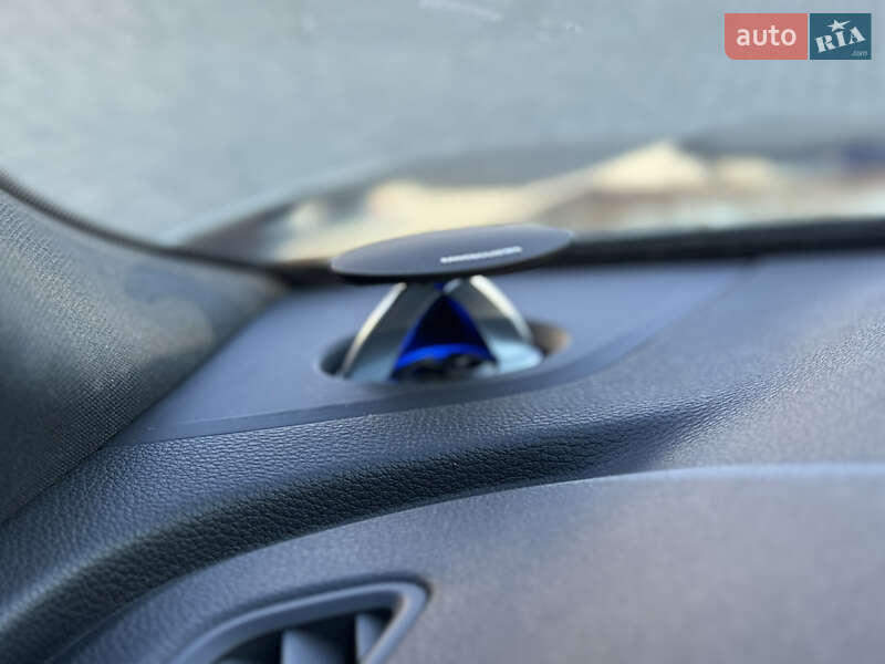 Внедорожник / Кроссовер Audi Q8 2018 в Киеве фото 30 Внедорожник / Кроссовер Audi Q8 2018 в Киеве