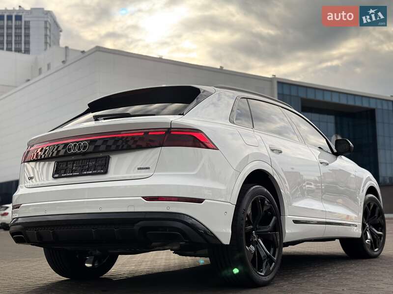 Внедорожник / Кроссовер Audi Q8 2025 в Одессе