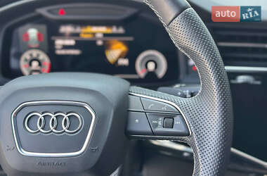 Внедорожник / Кроссовер Audi Q8 2020 в 