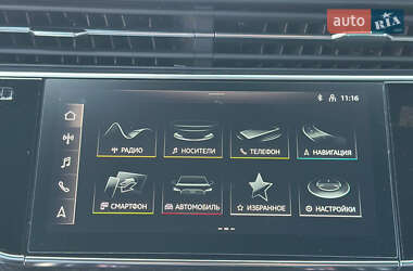 Внедорожник / Кроссовер Audi Q8 2020 в 