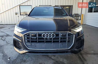 Внедорожник / Кроссовер Audi Q8 2018 в 