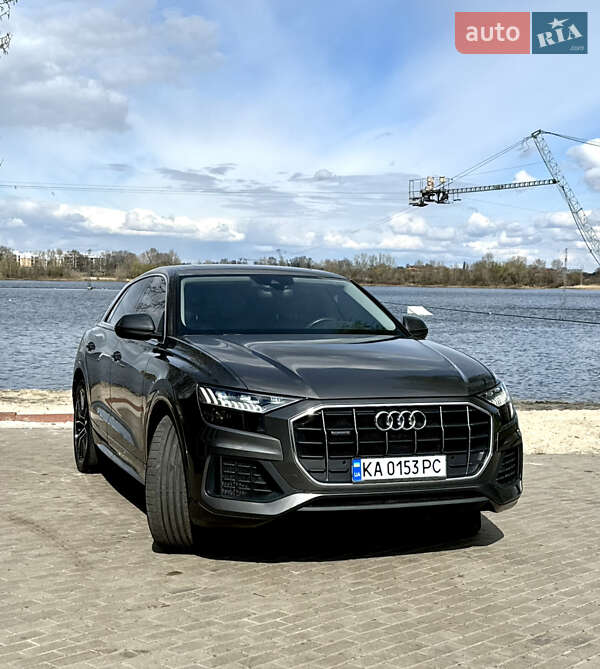 Внедорожник / Кроссовер Audi Q8 2019 в Киеве