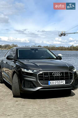 Внедорожник / Кроссовер Audi Q8 2019 в 