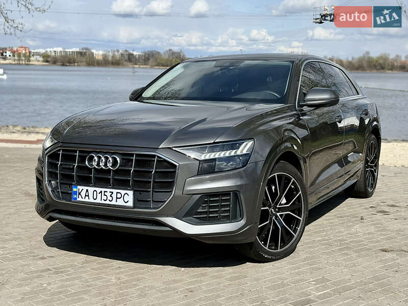 Внедорожник / Кроссовер Audi Q8 2019 в Киеве
