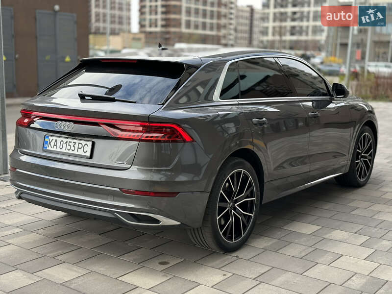 Внедорожник / Кроссовер Audi Q8 2019 в Киеве