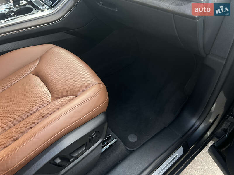 Внедорожник / Кроссовер Audi Q8 2018 в Кропивницком