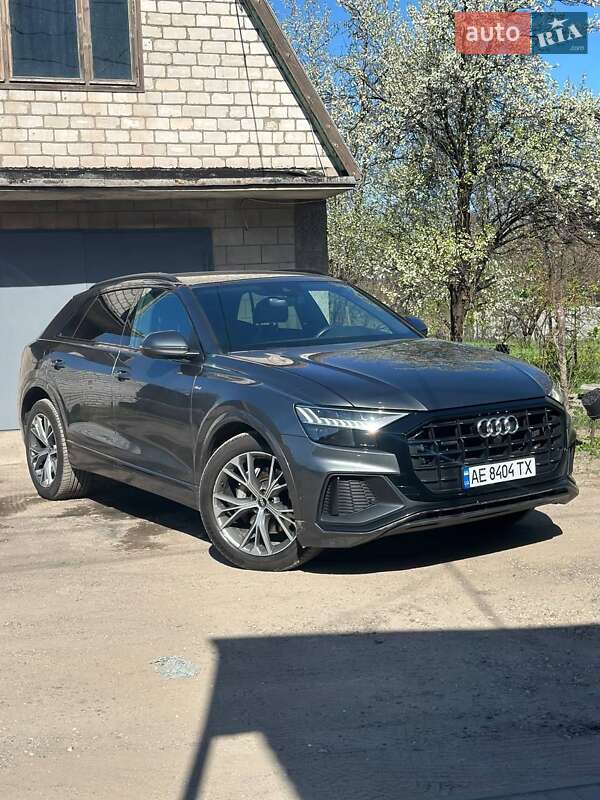 Audi Q8 2021