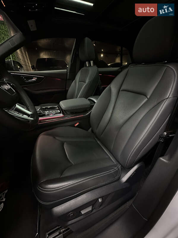 Внедорожник / Кроссовер Audi Q8 2020 в Одессе фото 13 Внедорожник / Кроссовер Audi Q8 2020 в Одессе