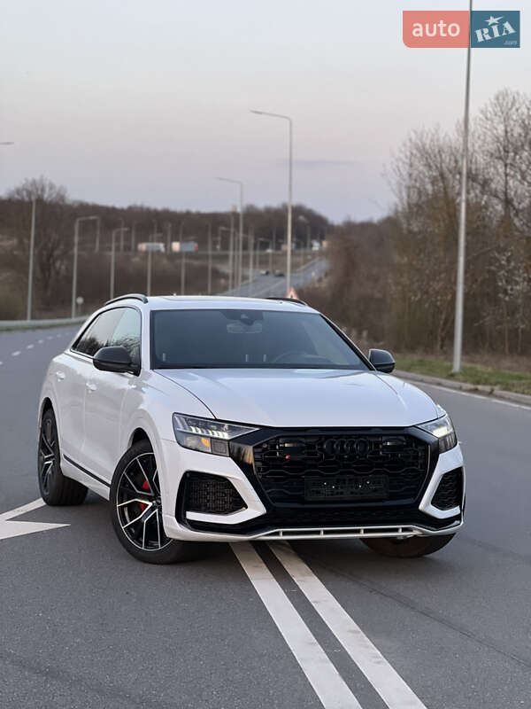 Audi Q8 2021