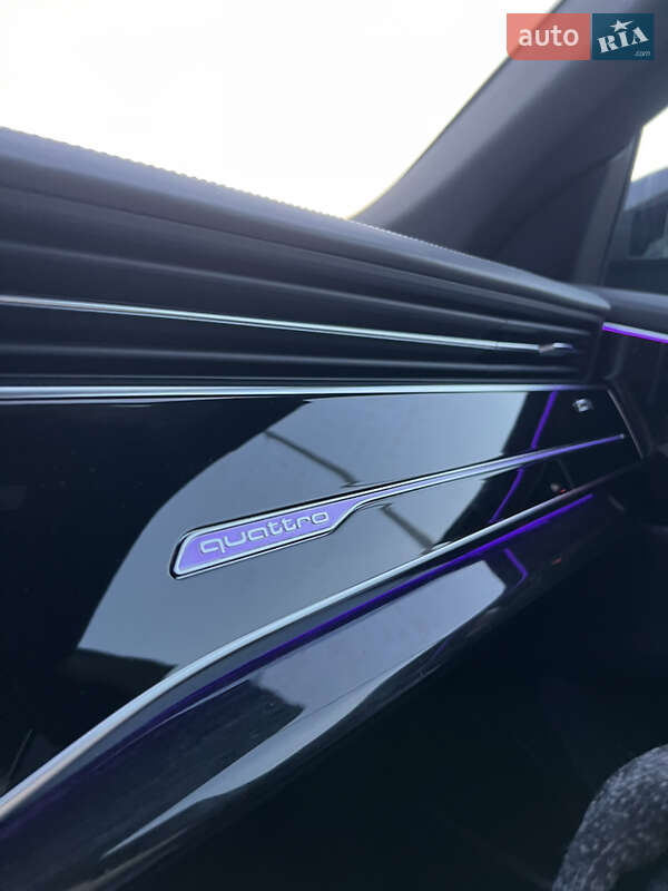Внедорожник / Кроссовер Audi Q8 2021 в Хмельницком