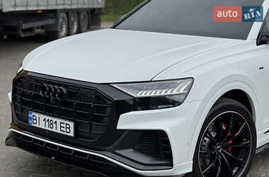 Позашляховик / Кросовер Audi Q8 2019 в 