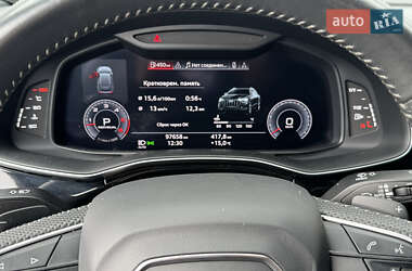 Позашляховик / Кросовер Audi Q8 2019 в 