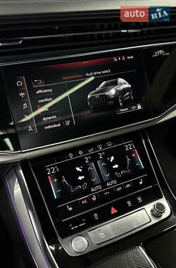 Внедорожник / Кроссовер Audi Q8 2019 в 