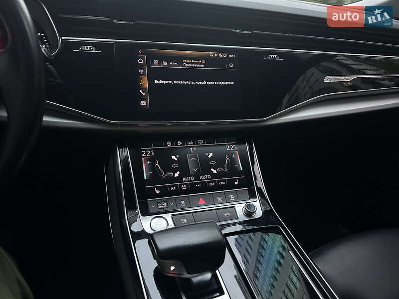 Внедорожник / Кроссовер Audi Q8 2019 в Киеве
