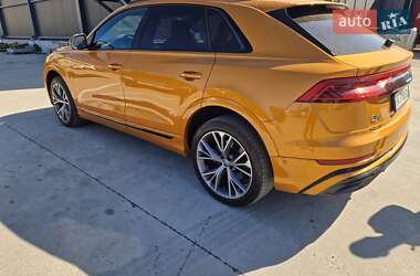 Внедорожник / Кроссовер Audi Q8 2019 в 