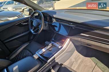 Внедорожник / Кроссовер Audi Q8 2019 в 