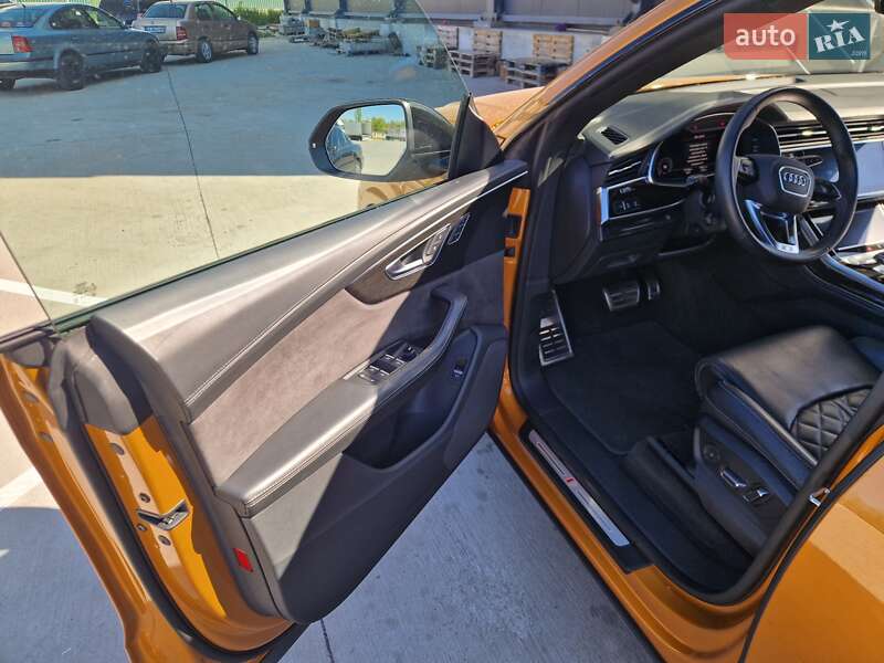 Внедорожник / Кроссовер Audi Q8 2019 в Кроп��вницком