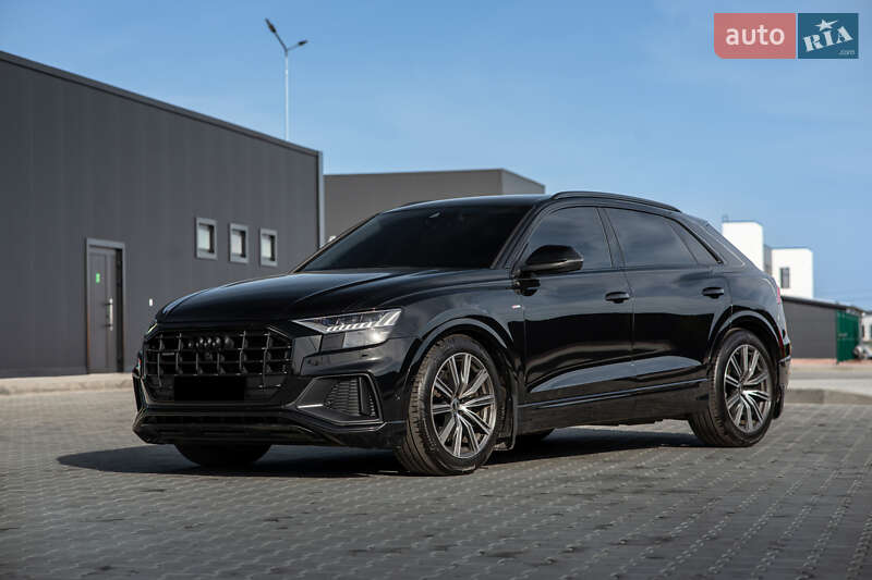 Audi Q8 2022