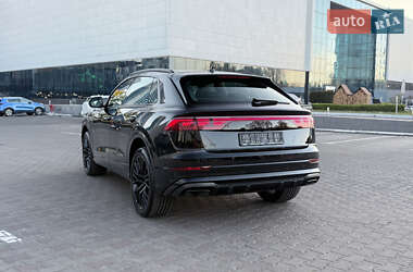 Внедорожник / Кроссовер Audi Q8 2025 в 