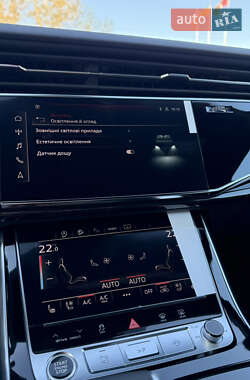 Внедорожник / Кроссовер Audi Q8 2025 в 
