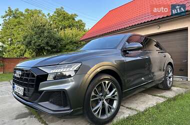 Внедорожник / Кроссовер Audi Q8 2020 в 