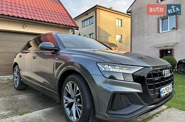 Внедорожник / Кроссовер Audi Q8 2020 в 
