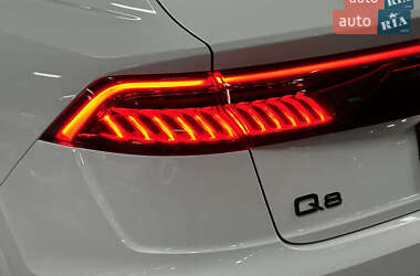 Внедорожник / Кроссовер Audi Q8 2019 в 
