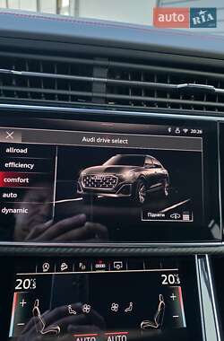 Внедорожник / Кроссовер Audi Q8 2025 в 
