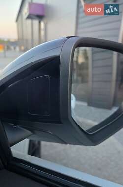Внедорожник / Кроссовер Audi Q8 2025 в 