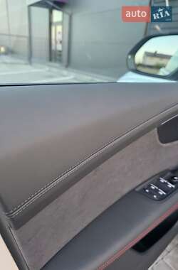 Внедорожник / Кроссовер Audi Q8 2025 в 
